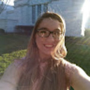 Meet your Posher, Leah